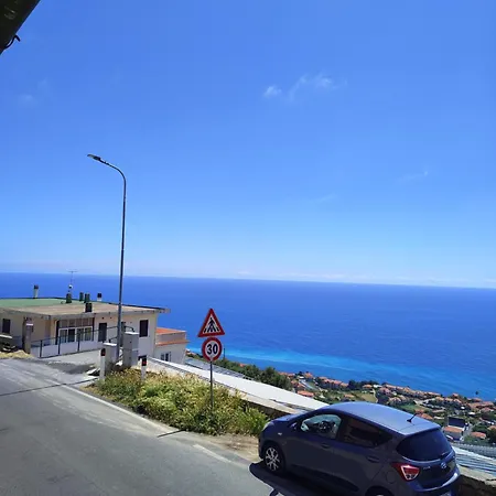 Сasa de vacaciones La Grotta Sul Mare Costarainera