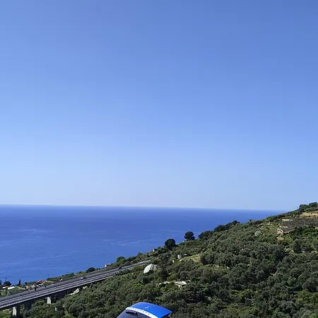La Grotta Sul Mare